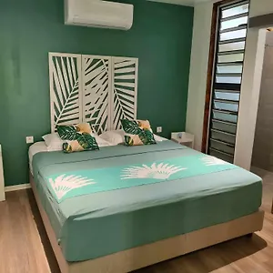 fare-miti-rapa.frenchpolynesia-hotels.com/